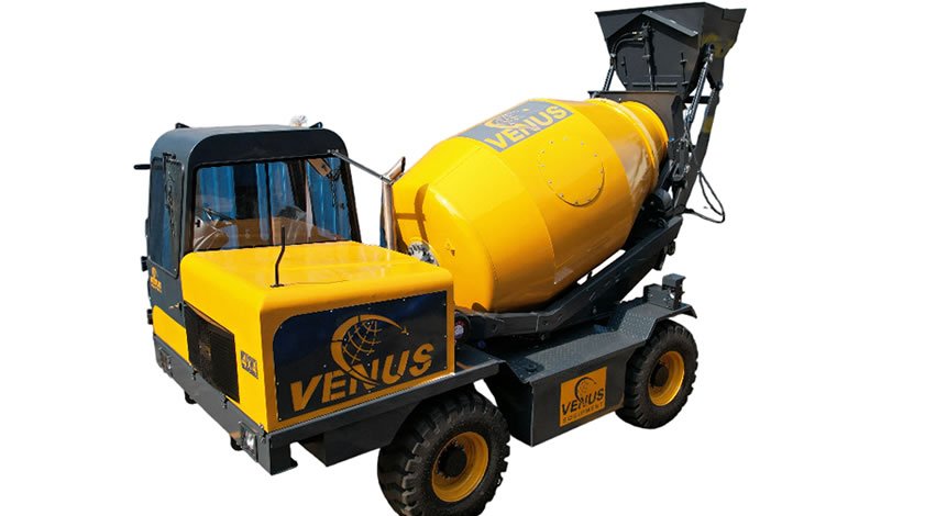 SLM 2000 Self Loading Mixer